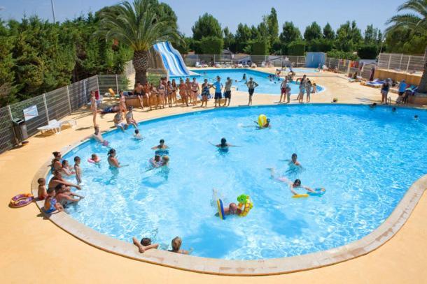 Mobilhome Au Camping Les Salins De La Gardiole Ex Camping Europe Vic-la-Gardiole Exteriér fotografie