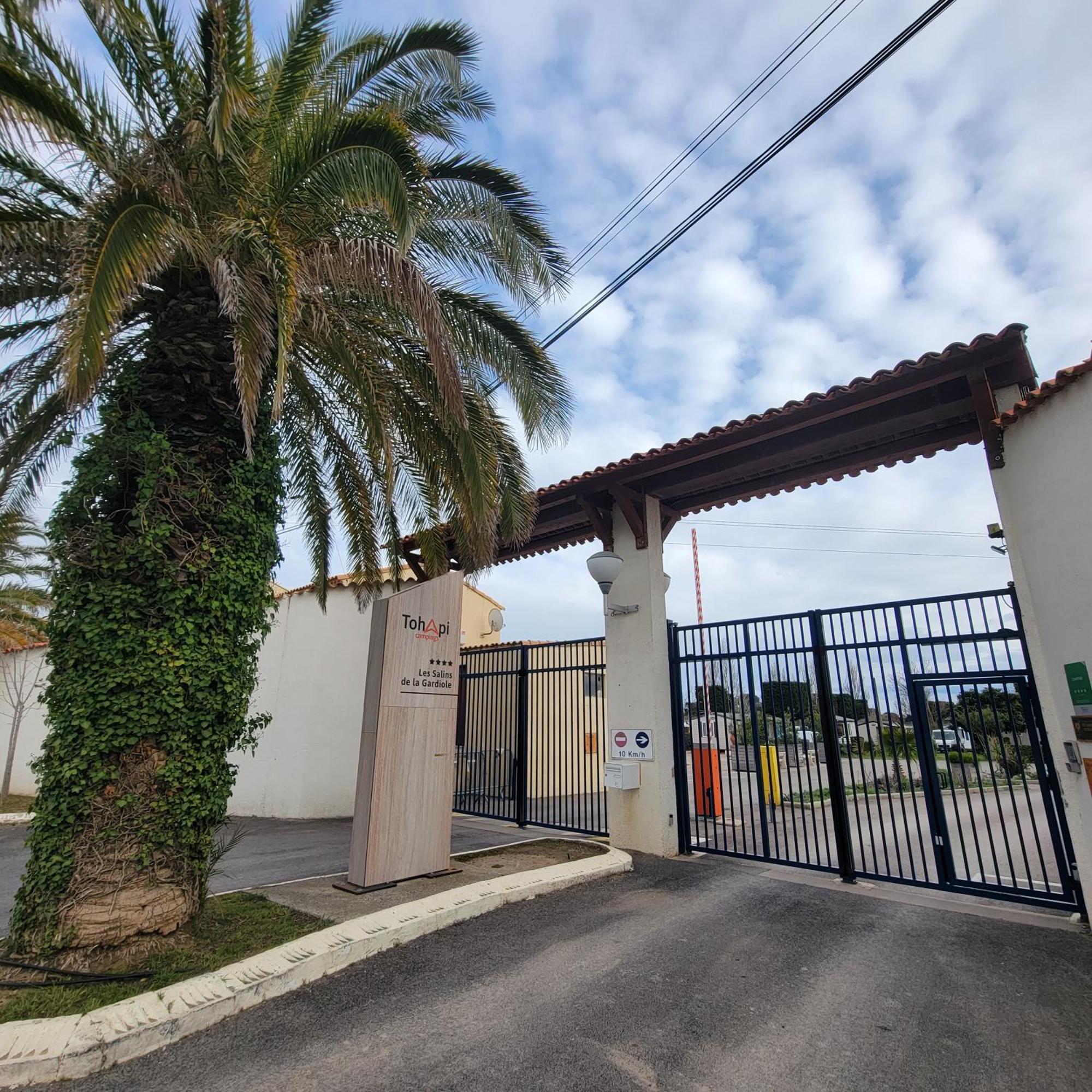 Mobilhome Au Camping Les Salins De La Gardiole Ex Camping Europe Vic-la-Gardiole Exteriér fotografie